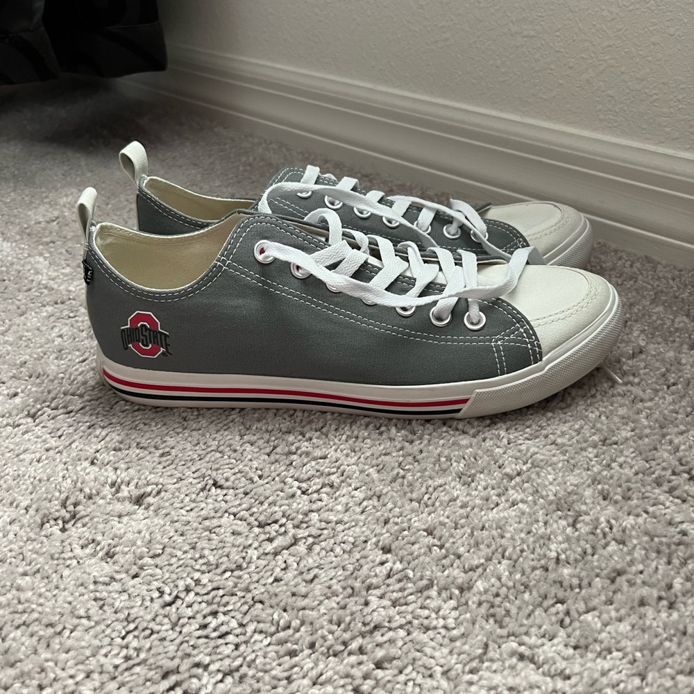 EUC Skicks Ohio State Sneakers Unisex Men 10 Women 12